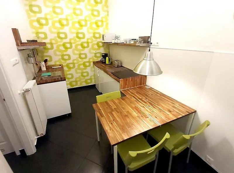 Quiet,Cozy And Nice Apartment In The City B2 Sza 부다페스트 0*,  헝가리