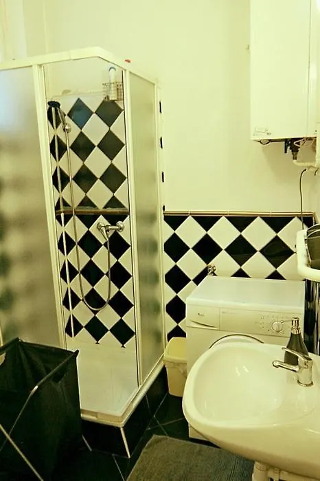 Quiet,Cozy And Nice Apartment In The City B2 Sza 부다페스트